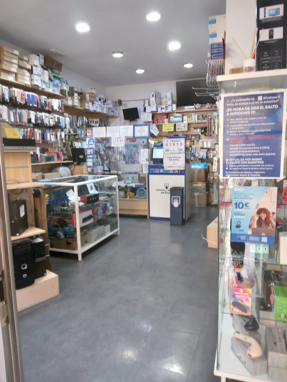 Informática y Lotería en Jaén | Zona céntrica | Junto a colegios — photo 1