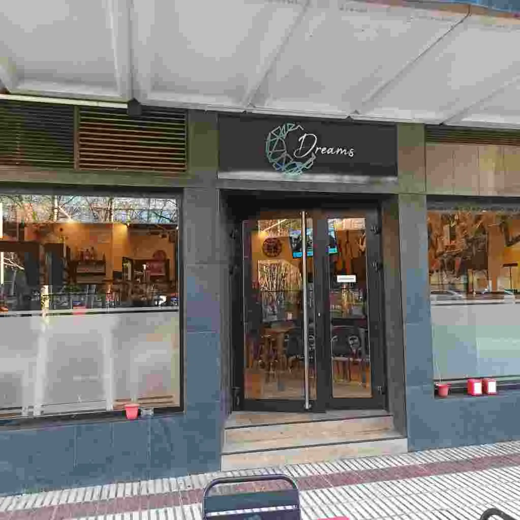 Restaurante/Bar en funcionamiento | Ubicación privilegiada