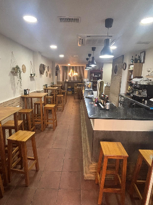 Bar en Paiporta | Llave en mano | Horno de leña y terraza