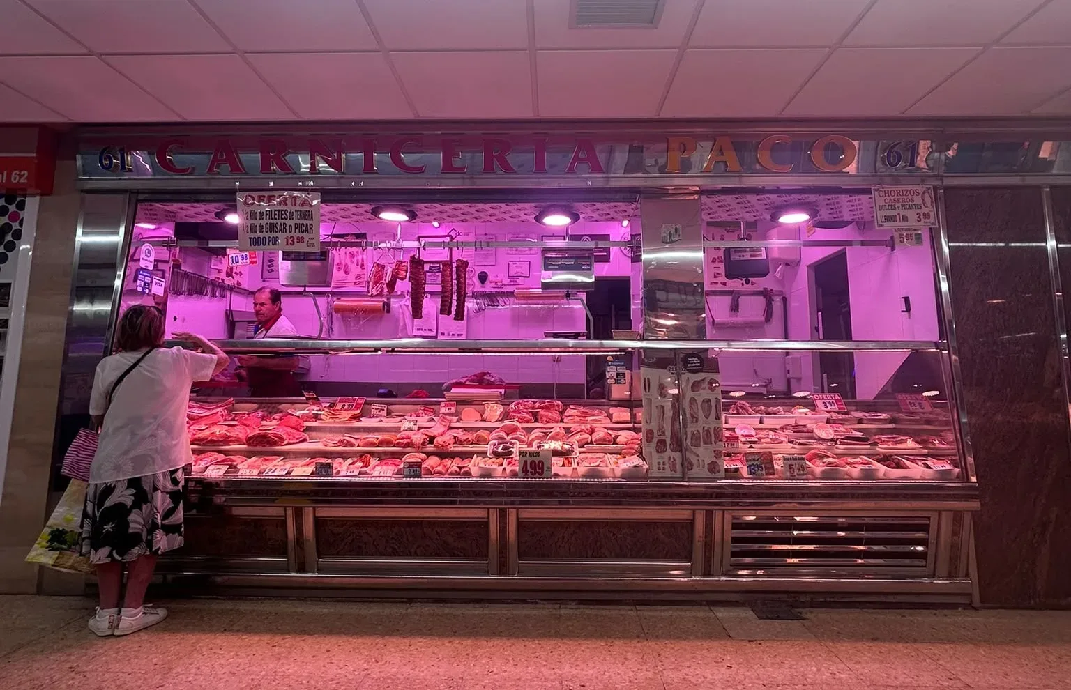 Carnicería Mercado Vicálvaro | Clientela fija | 30 años de historia — photo 1
