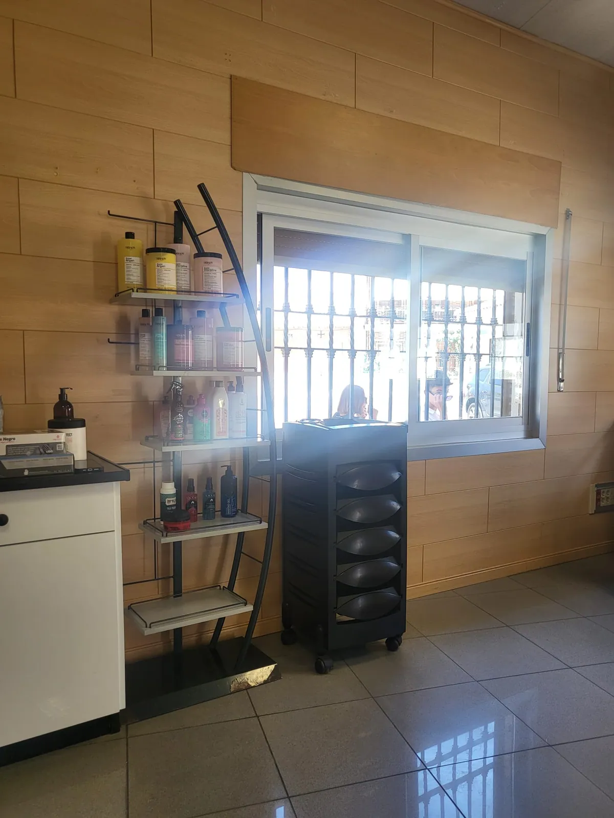 Peluquería con muebles a medida