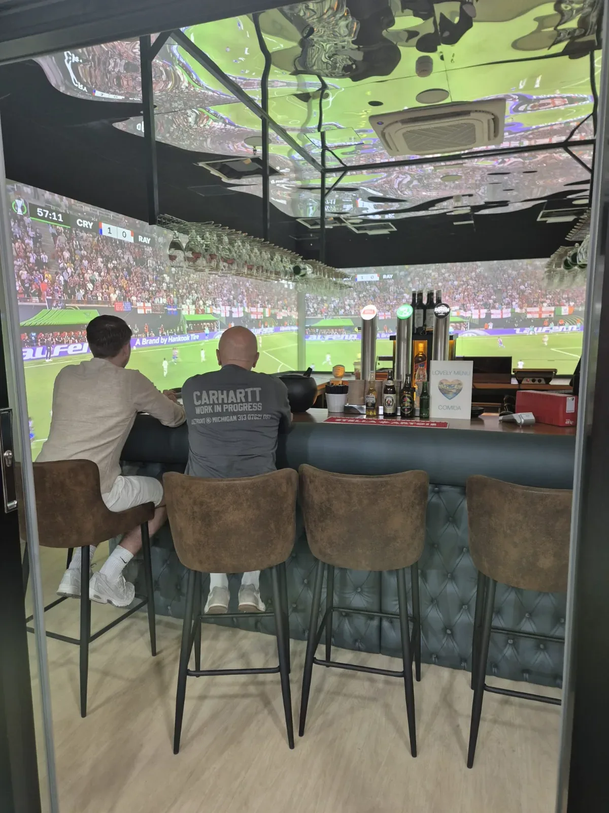 Sports bar inmersivo | Concepto único | Zona turística de alto nivel — photo 1