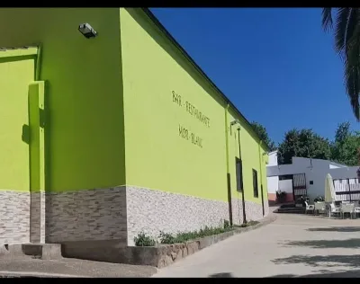 Restaurante en Valdeobispo | Negocio rentable | Piscina y terraza