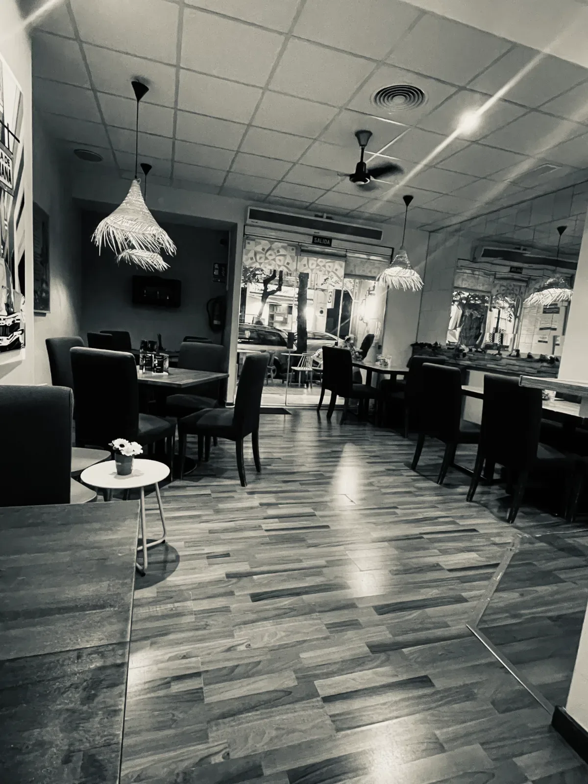 Restaurante en Cánovas Valencia | Excelente zona | Superficie de 122 m2 — photo 1
