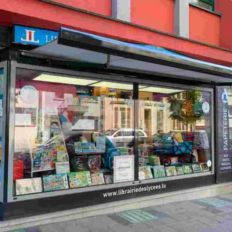 Librería-papelería en venta | Ubicación premium