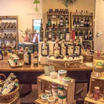 Tienda gourmet en traspaso | Zona céntrica | Clientela fiel