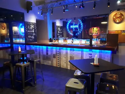 Bar Musical en Santa Cruz | Doble Licencia | En Explotación