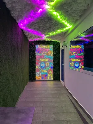 Local en funcionamiento con terraza exterior