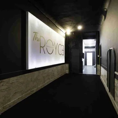 Bar lounge rentable | 193 m² | Concept consolidado en traspaso