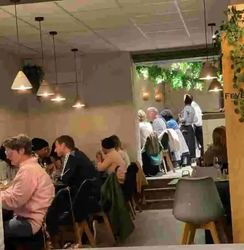 Pizzería con horno de leña «Il Crostini» en traspaso
