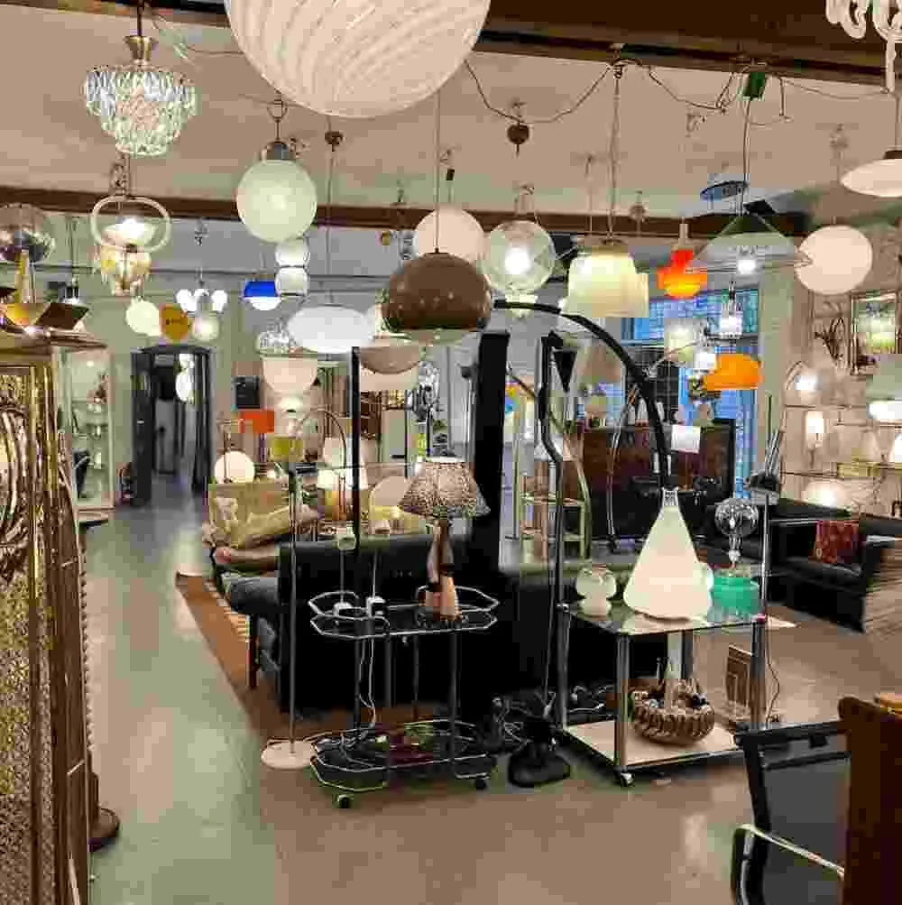 Tienda de diseño, mobiliario y luminarias vintage | Barrio histórico