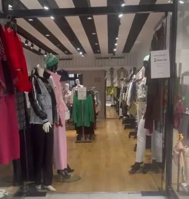 Tiendas moda femenina | 2 locales | Calles comerciales